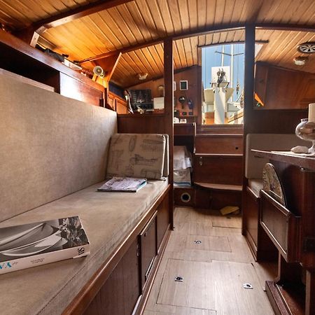 Hotel Quo Vadis Yacht Bari Exterior foto